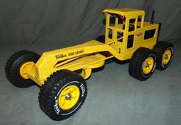 LN Boxed Tonka USA 2510 Road Grader