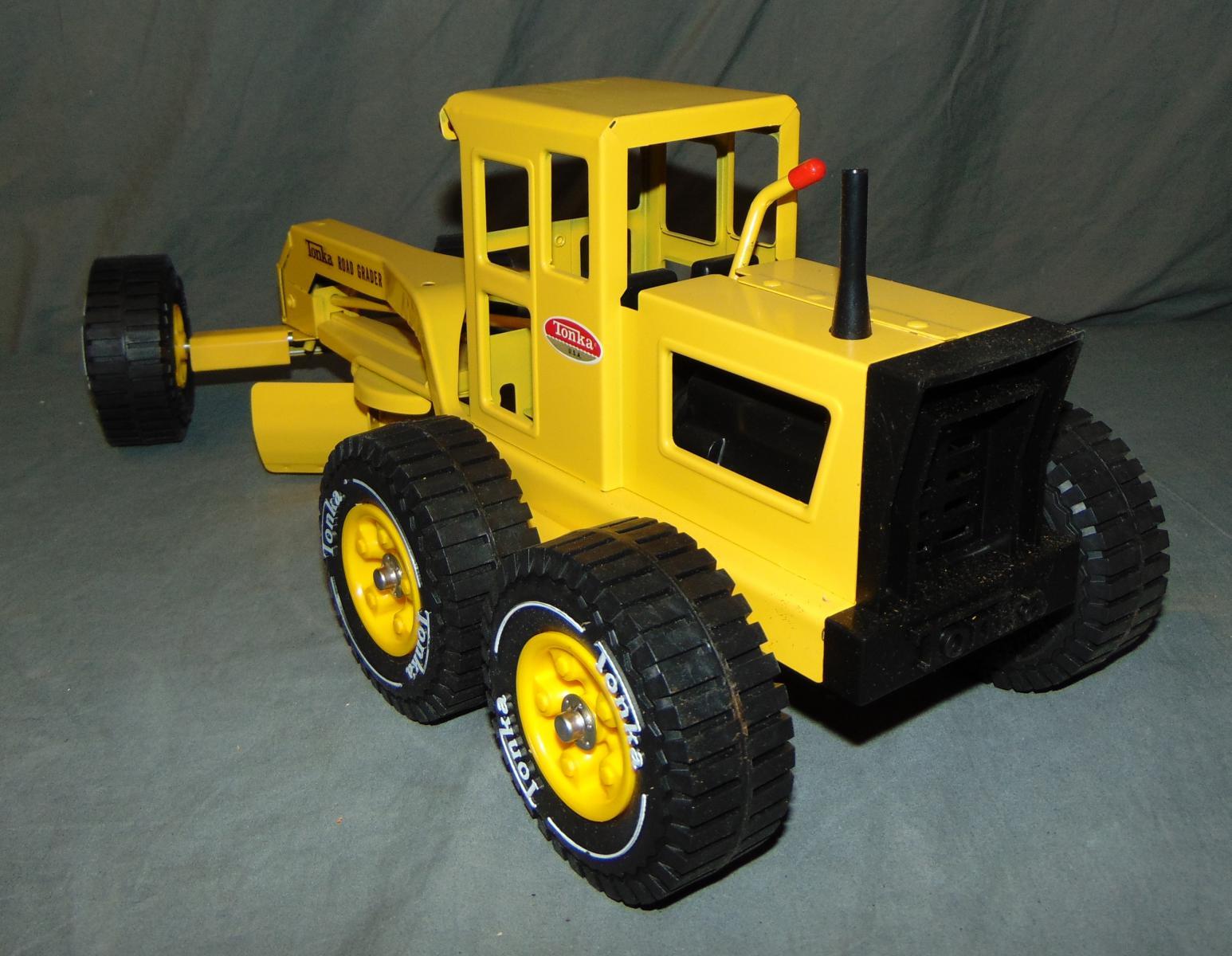 LN Boxed Tonka USA 2510 Road Grader