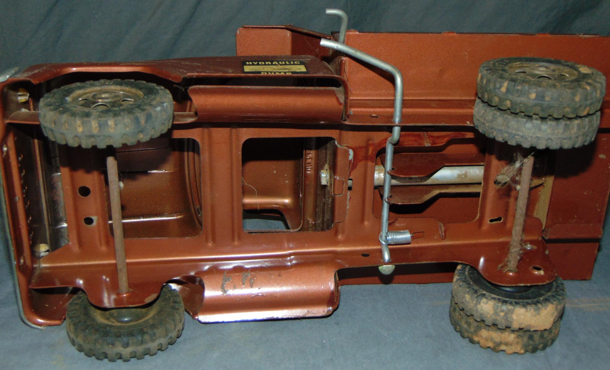 2 Tonka 1960 Hydraulic Dump Trucks