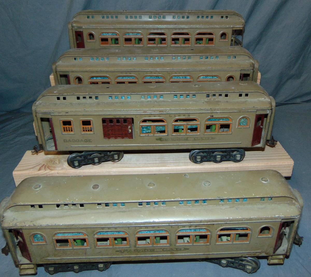 4 Lionel ST GA Passenger Cars