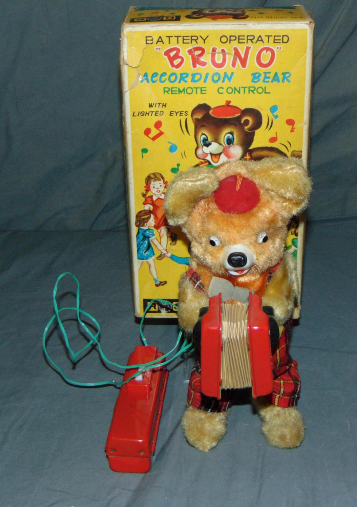Battery Operated Bruno Accordion Bear.