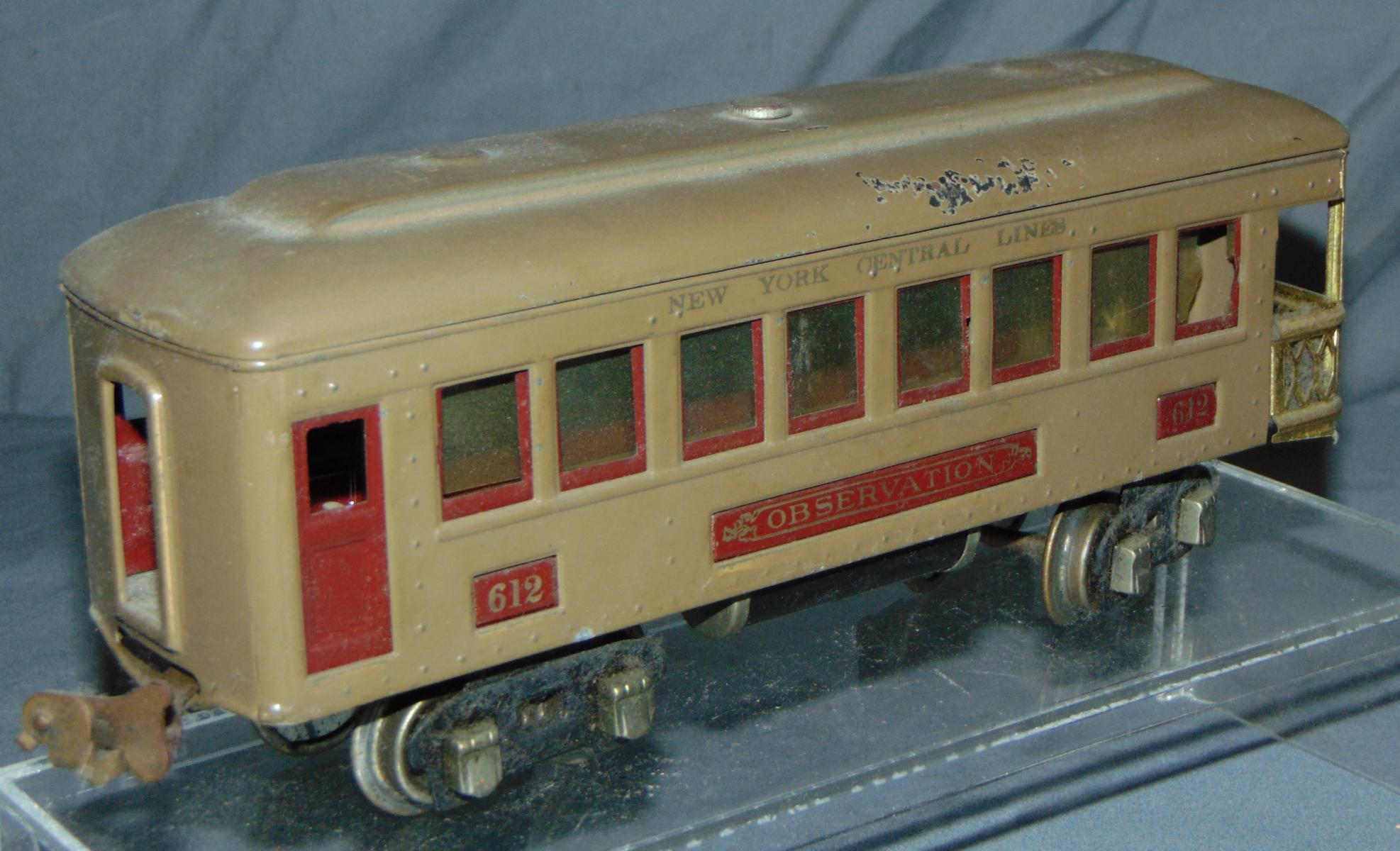 Early Lionel 253 Passenger Set(96)