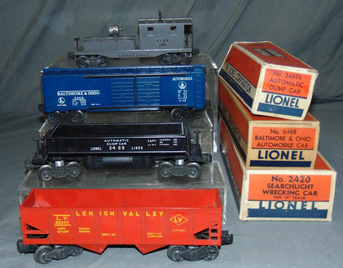 4 Nice Lionel Freight Cars, 3 Boxed