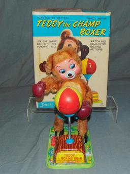 Teddy The Champ Boxer. Battery Operated.