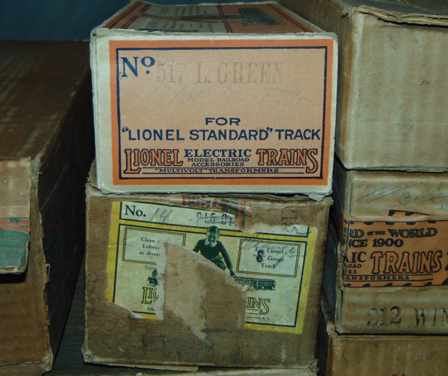 12 EMPTY Lionel Standard Gauge Boxes