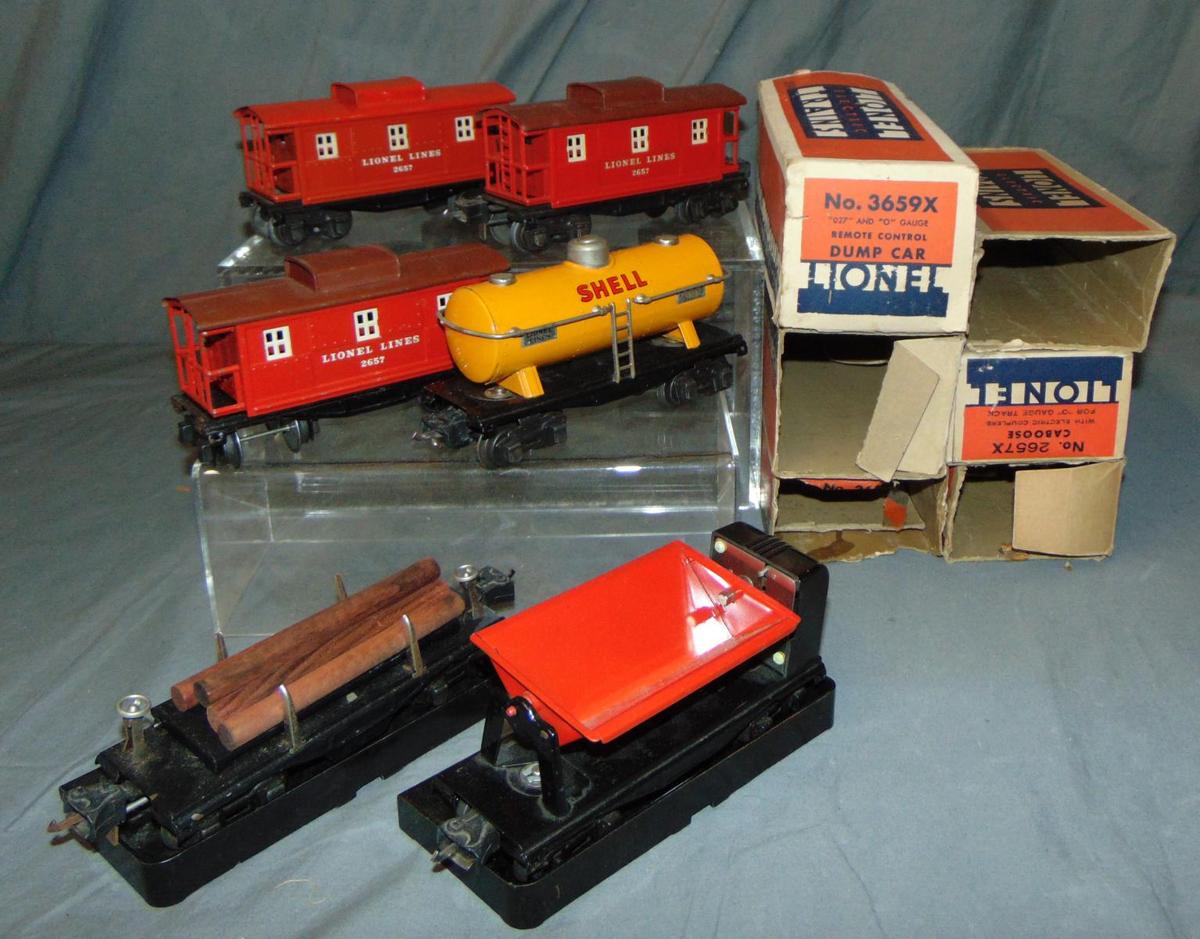 6 Late Boxed Lionel Freight Cars