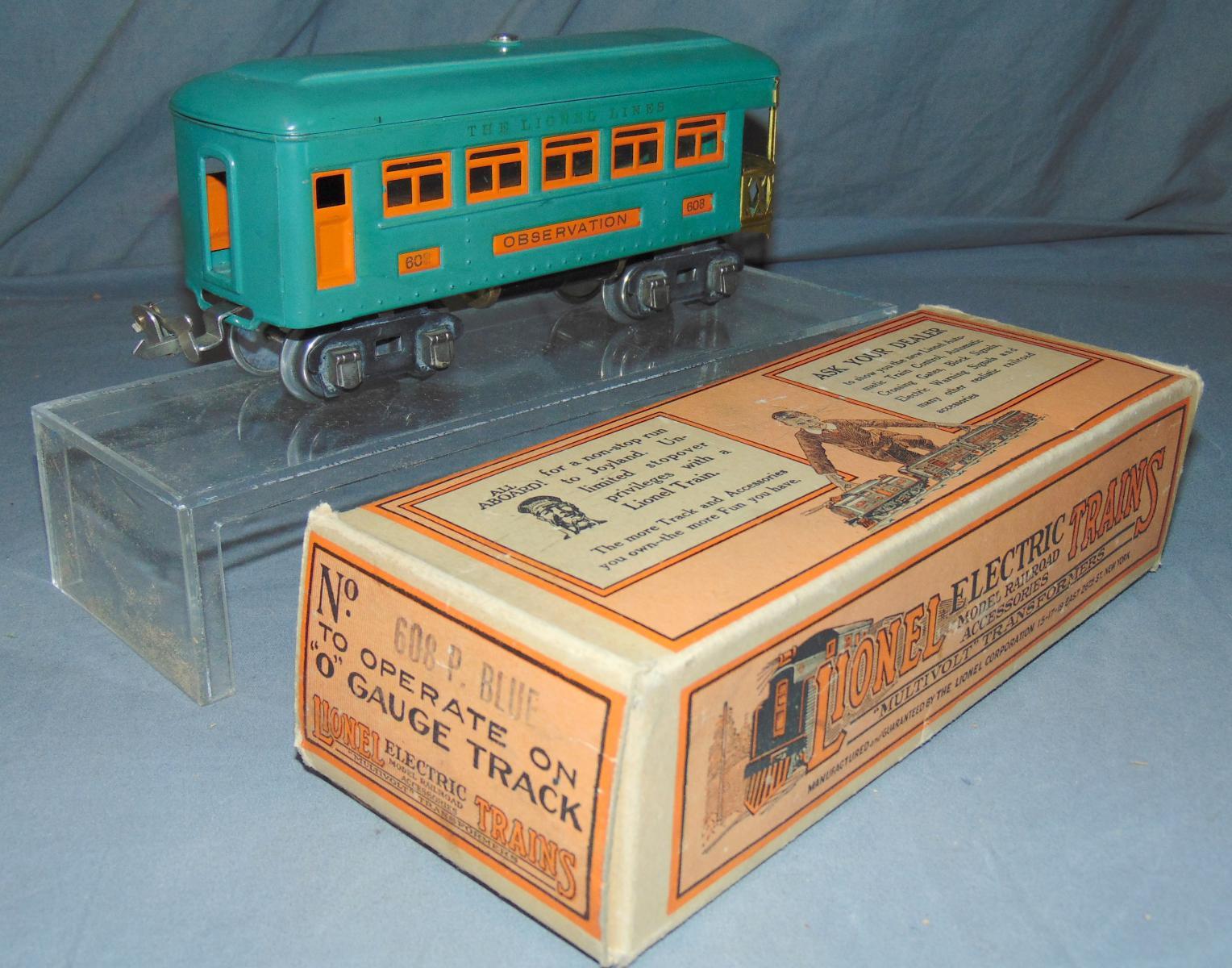 3 LN Lionel Passenger Cars