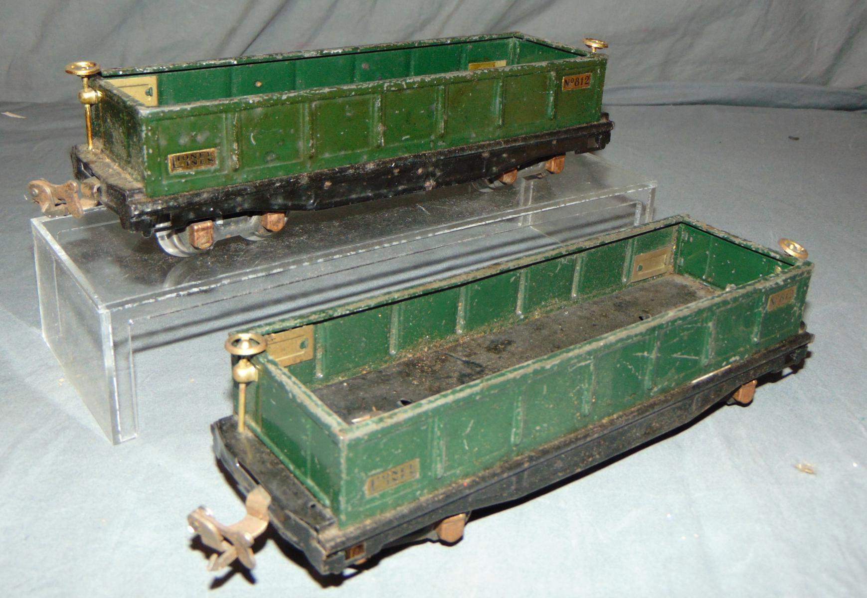 6 Lionel Freight Cars