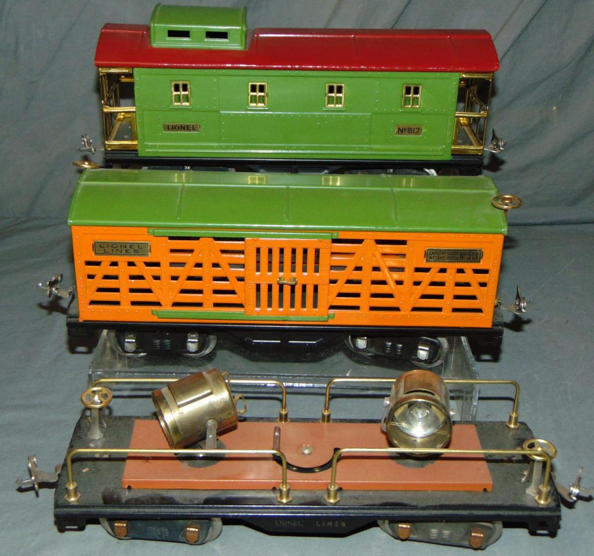 3 Clean Lionel 500 Series Freight Cars