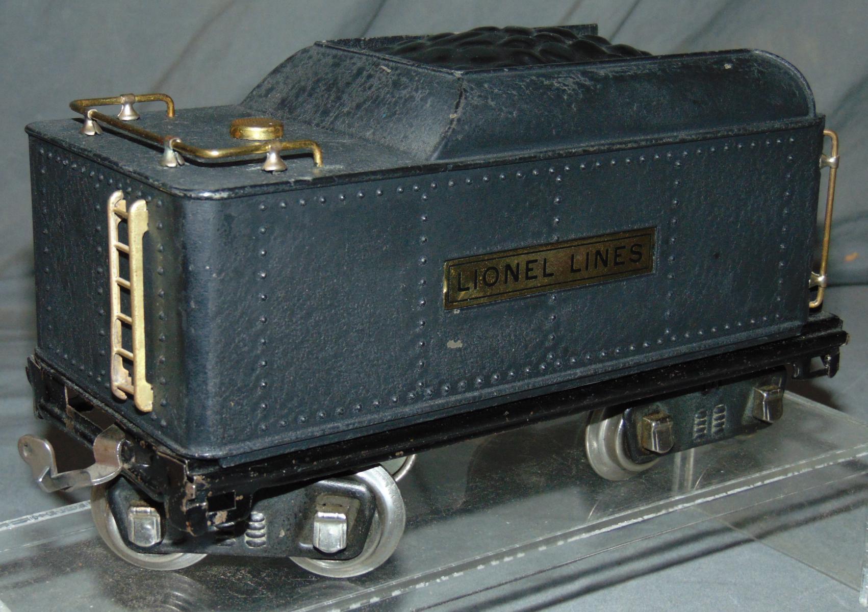 Unusual Boxed Lionel 384T-S Crackle Tender