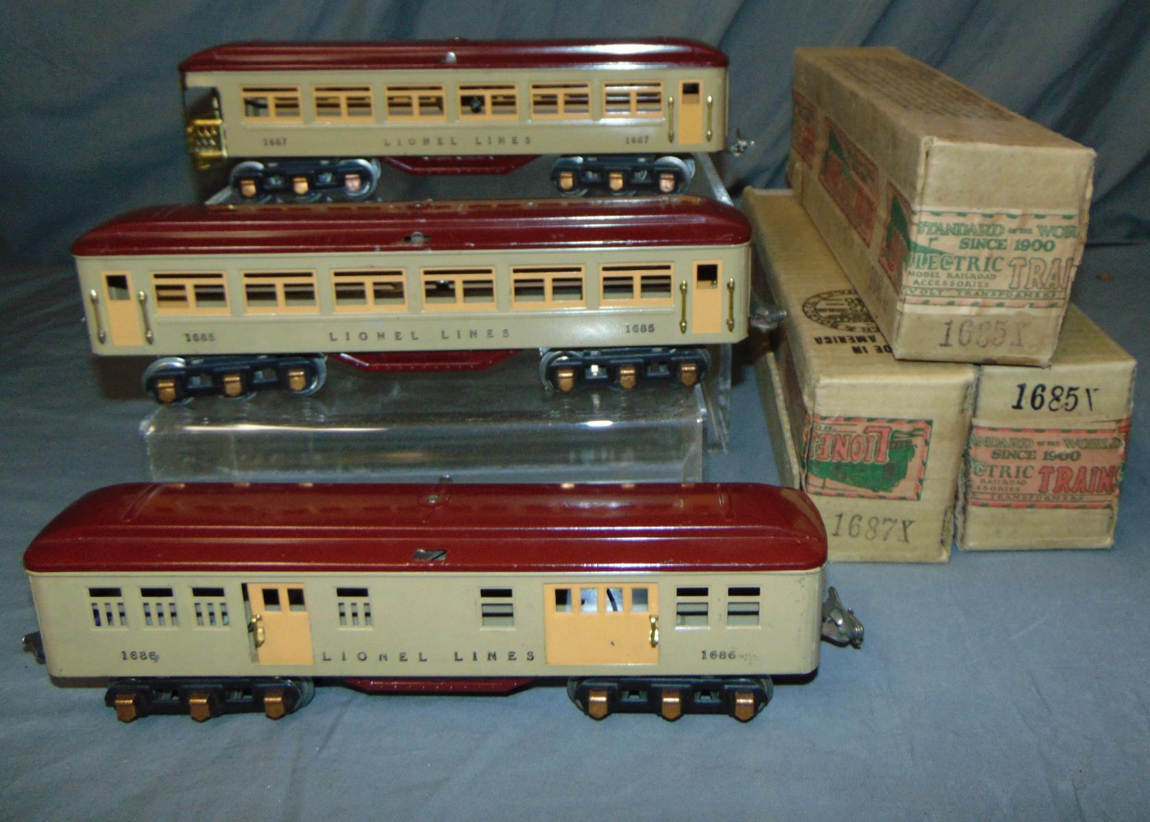 3 Rare Lionel Transition Passenger Cars