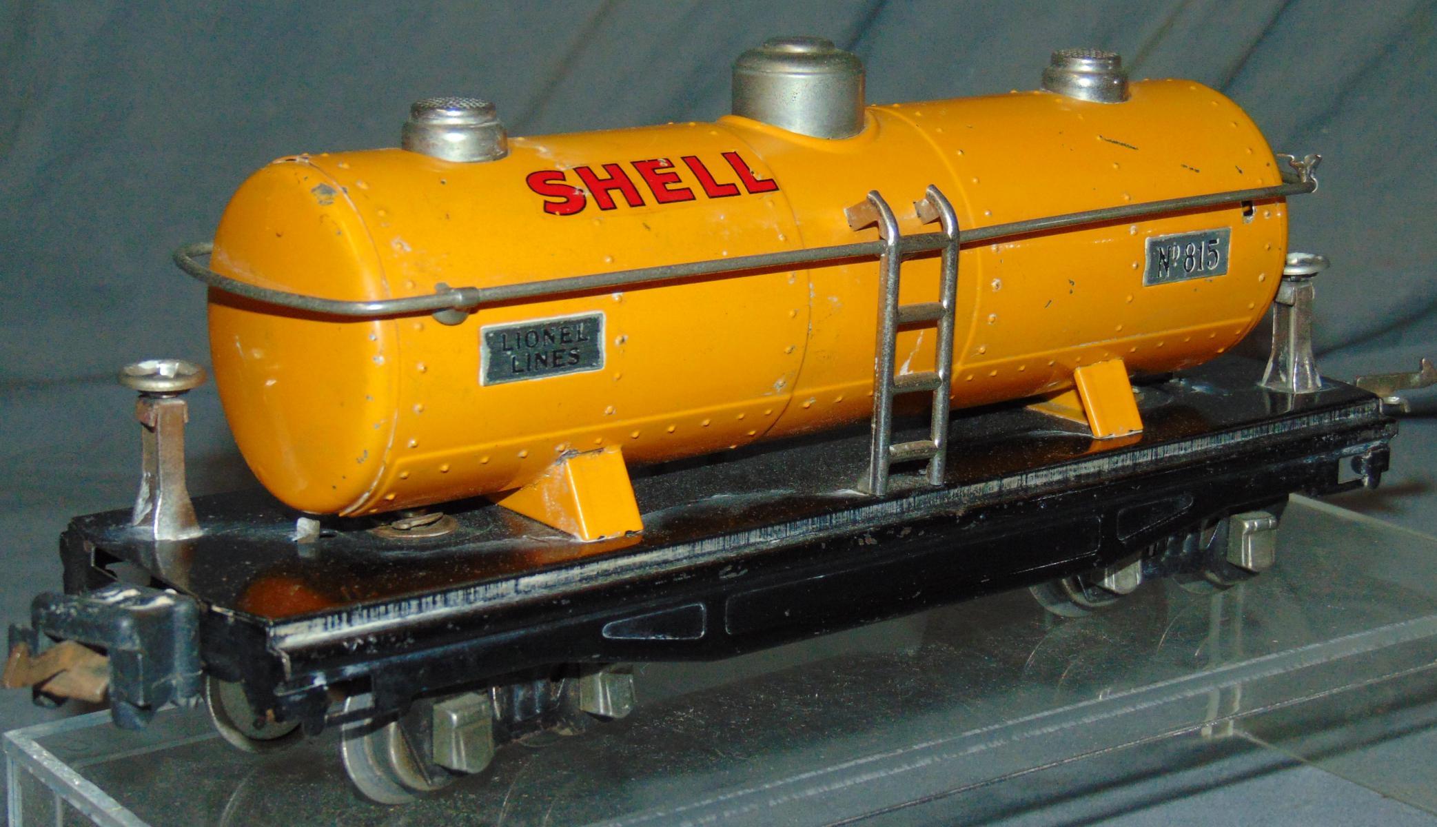 3 Lionel 2815 Shell Tanks Cars