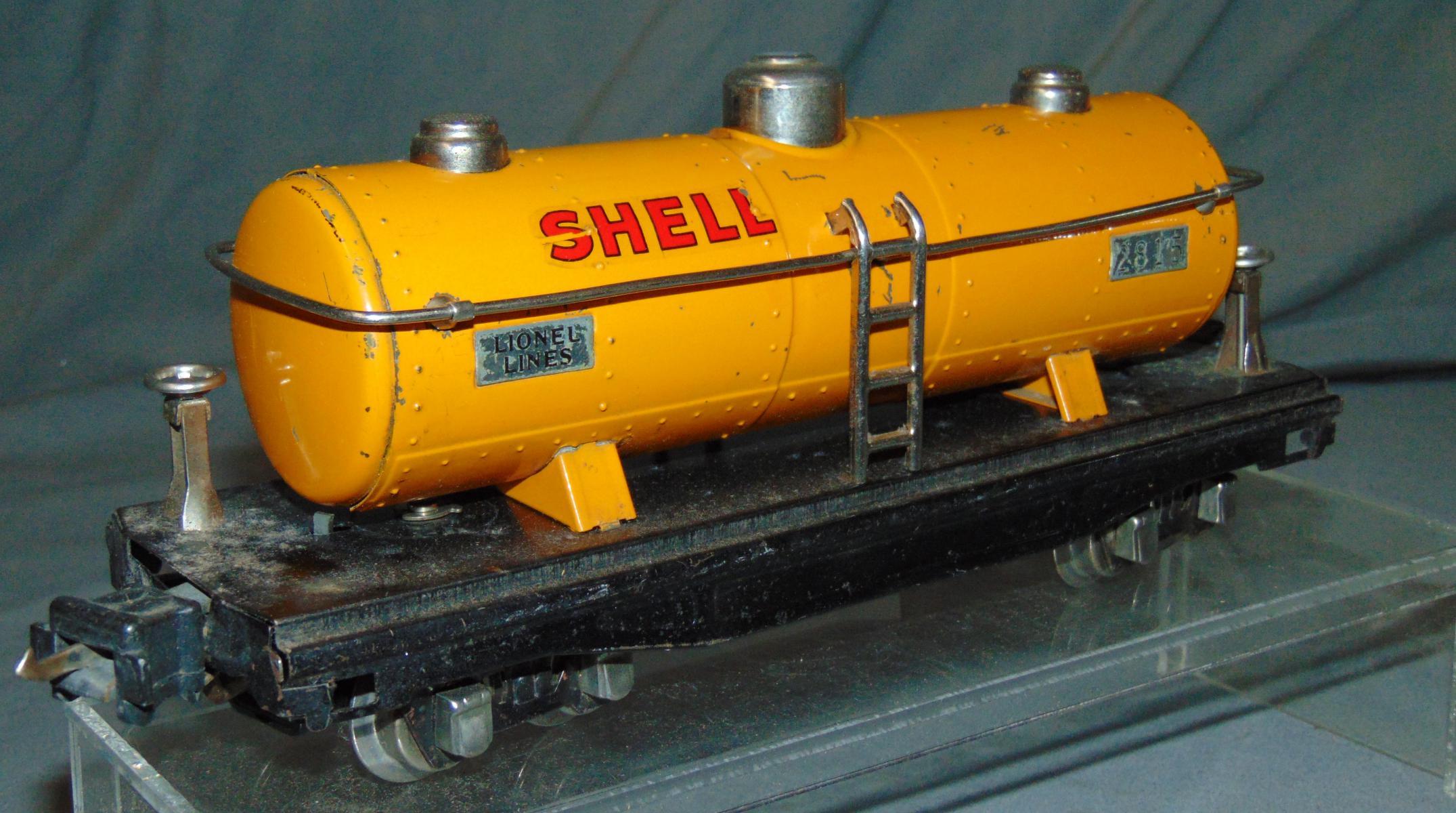 3 Lionel 2815 Shell Tanks Cars