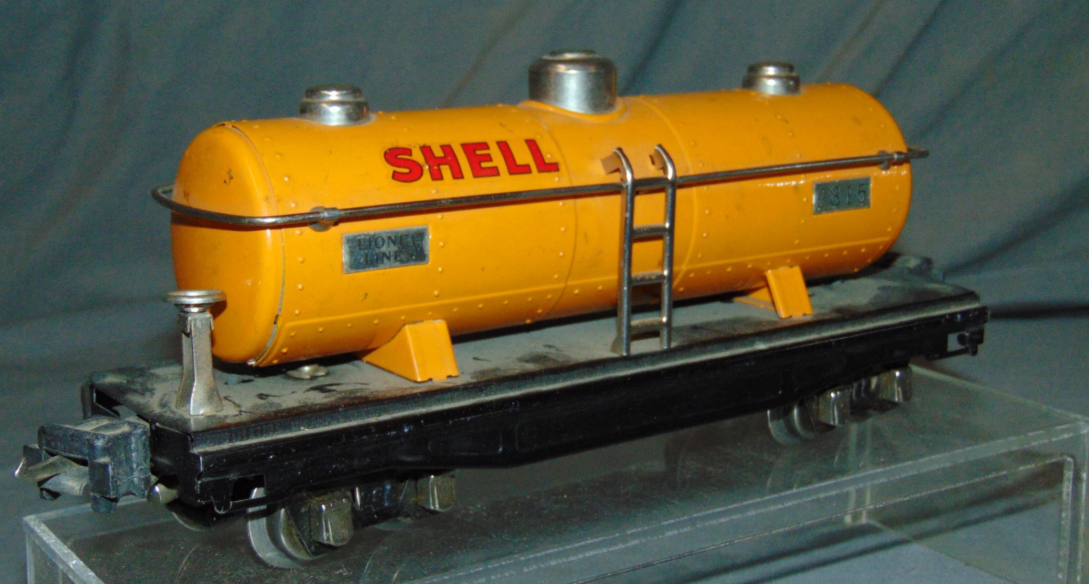 3 Lionel 2815 Shell Tanks Cars