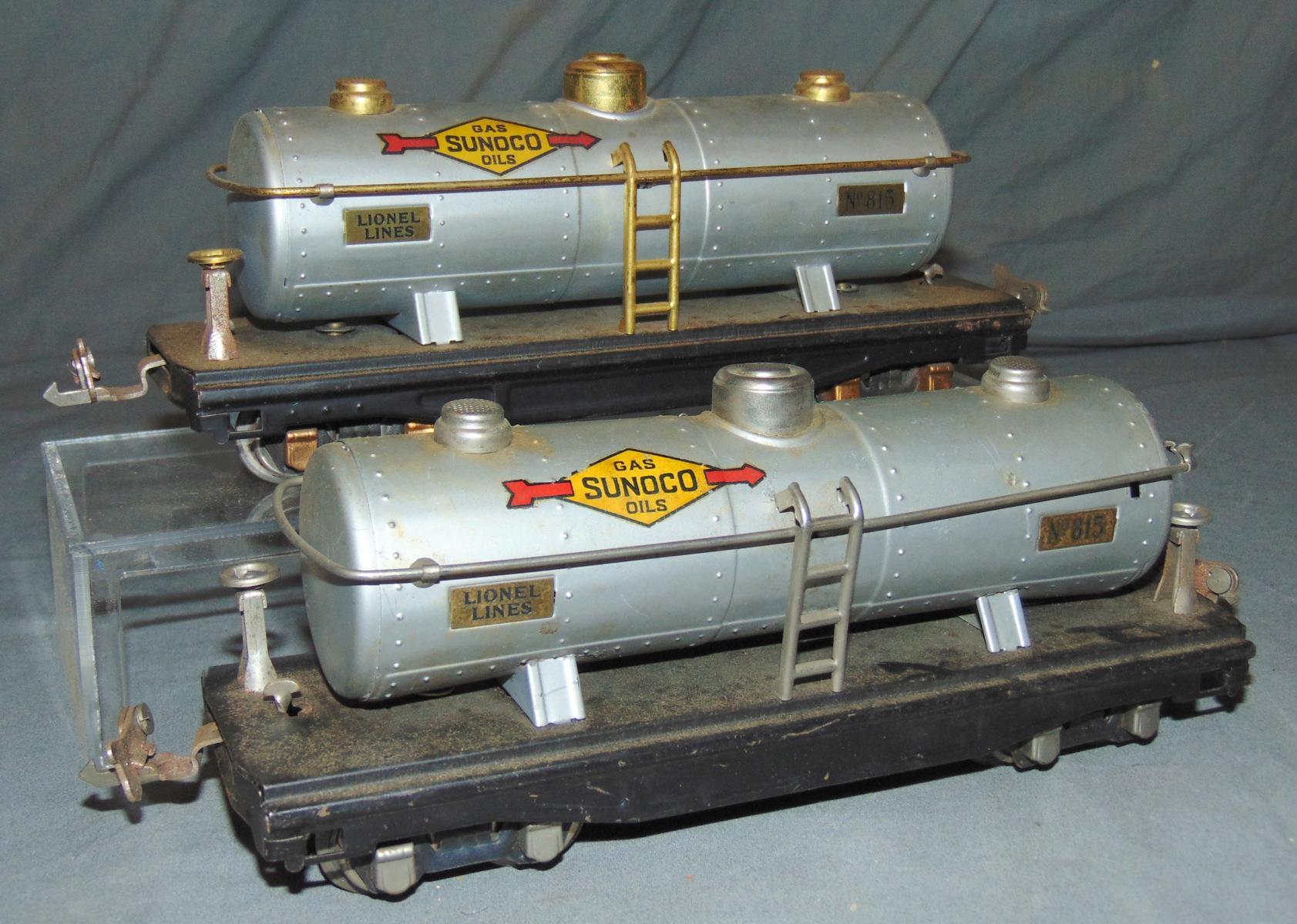 5 Lionel 800 Series Freight Cars