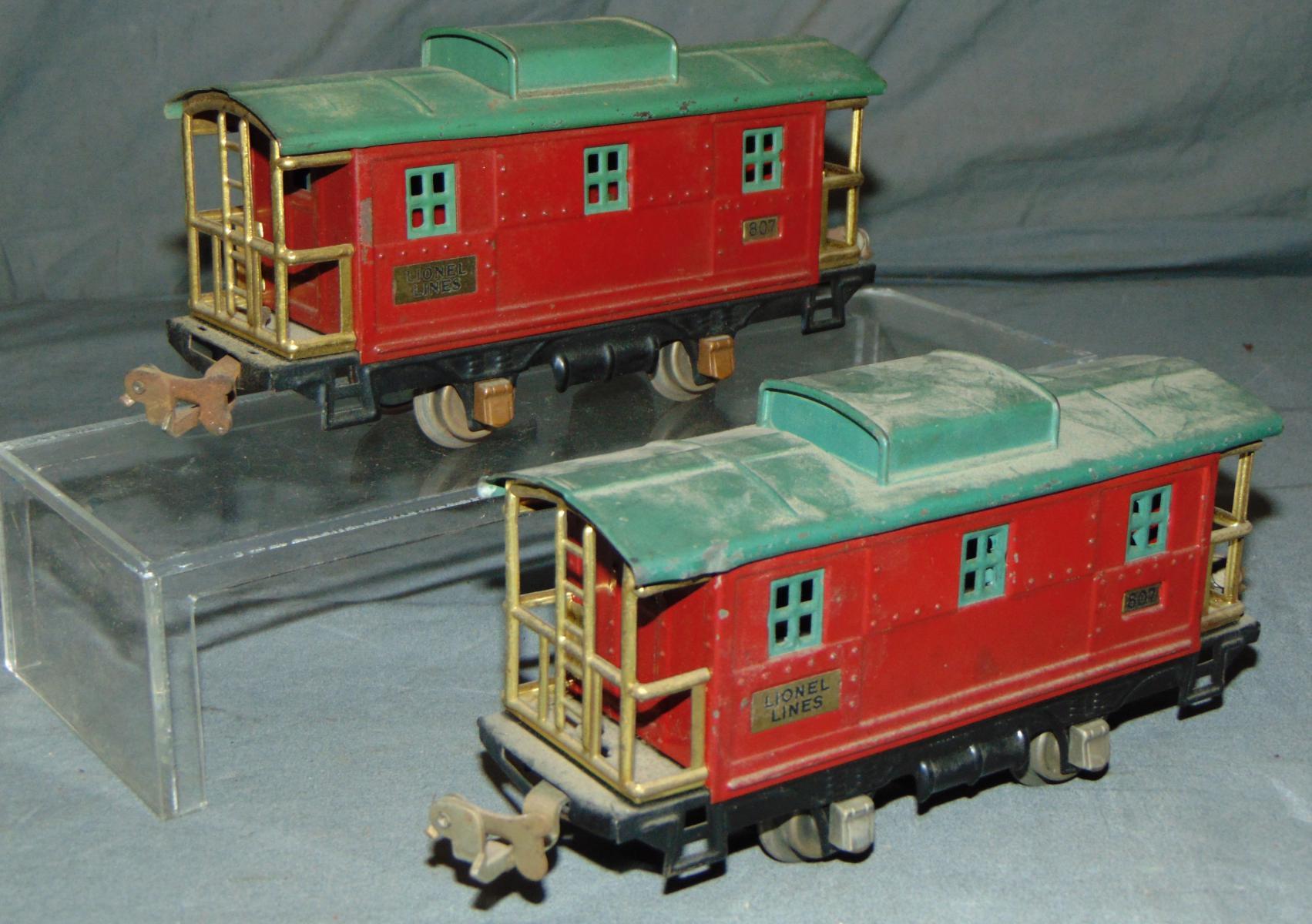 6 Nice Lionel 800 Series Freights