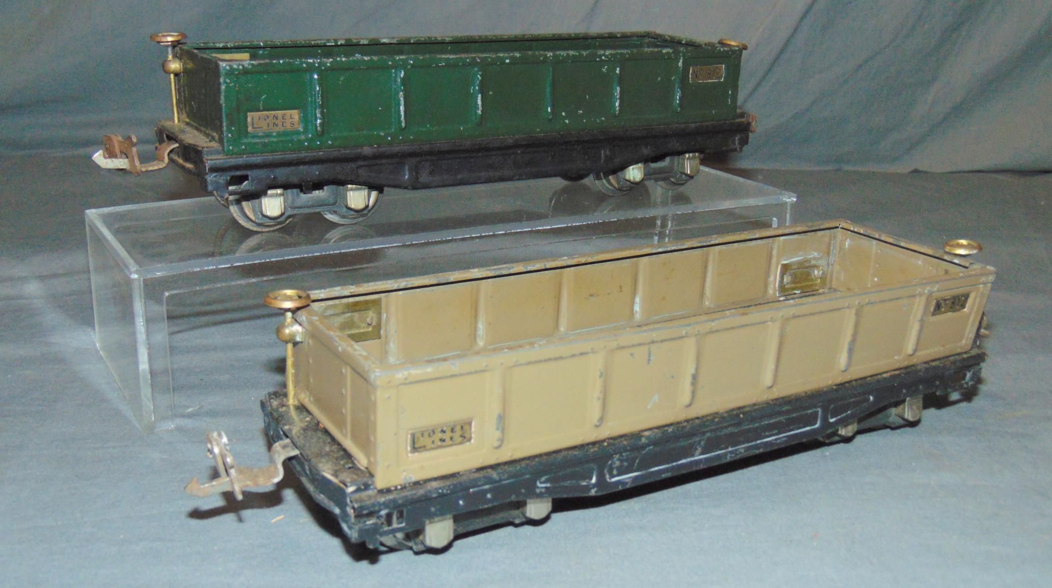 10 Early Lionel 800 Series Freight Cars