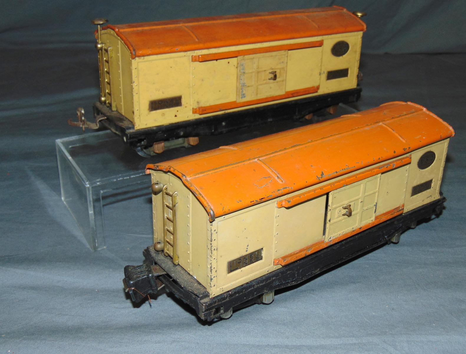 10 Early Lionel 800 Series Freight Cars