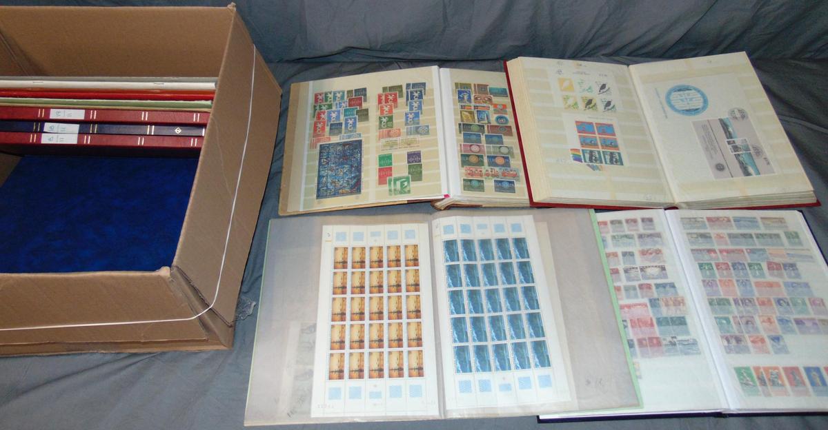 Worldwide Estate Stamp Collection.