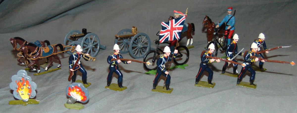 18 Assorted MIGNOT Soldiers