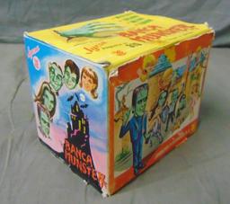 The Munsters. Spanish Made Bank in Box.