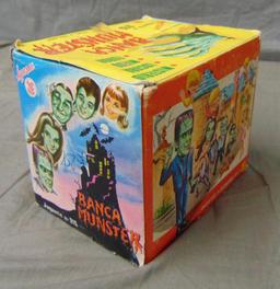 The Munsters. Spanish Made Bank in Box.