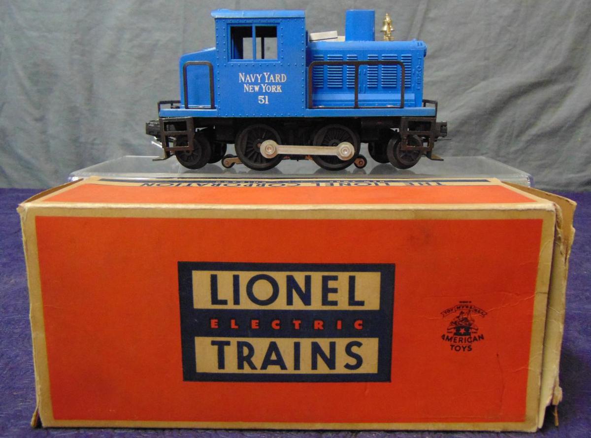 NMINT Boxed Lionel 51 Navy Diesel