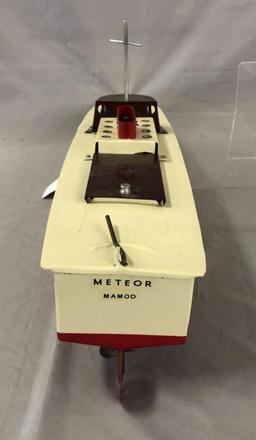 Unusual Momad Meteor Steam Yacht