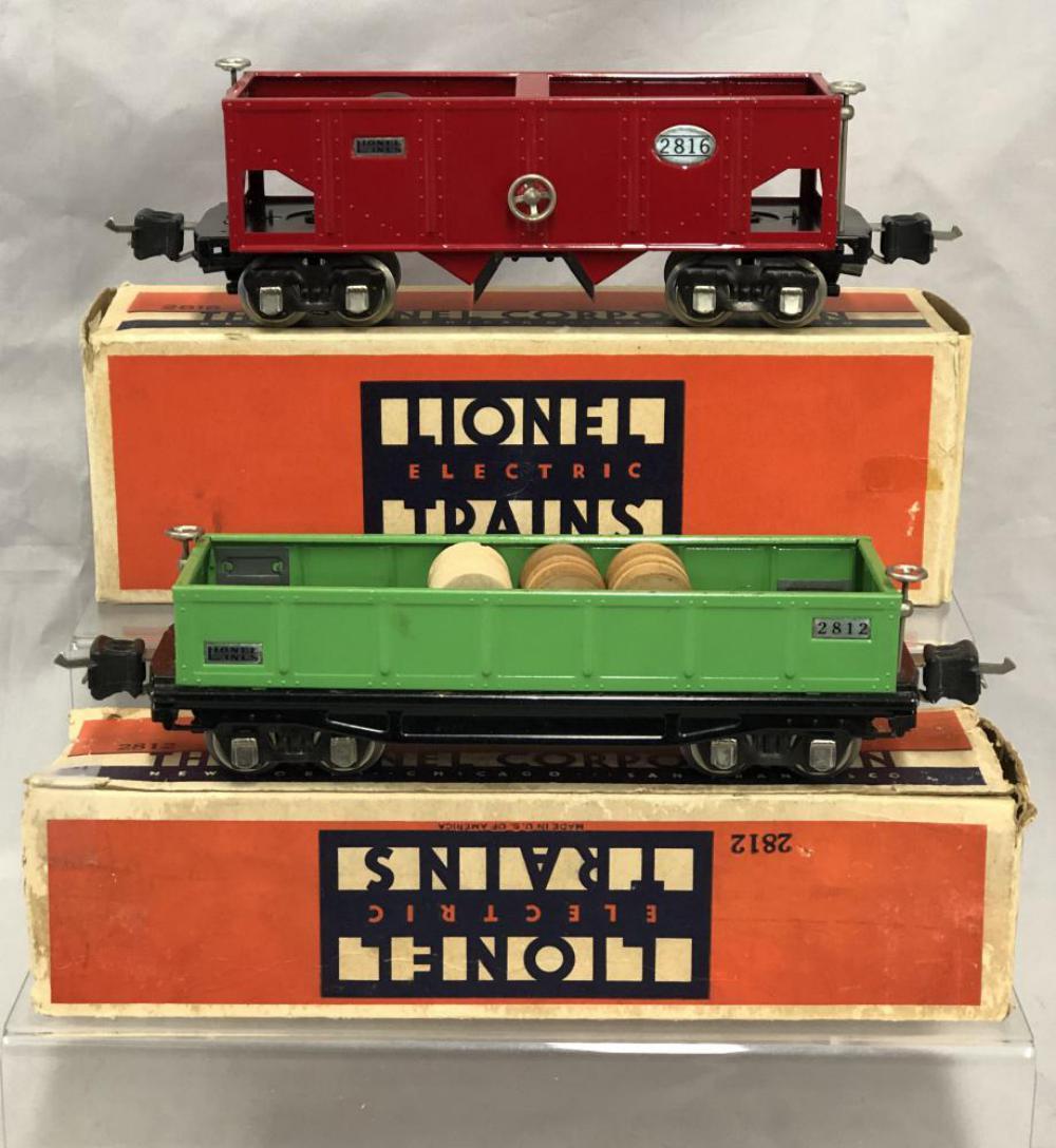 Clean Boxed Lionel 2816 & 2812 Freights