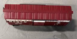 Clean Lionel 3494-550 Monon Operating Boxcar