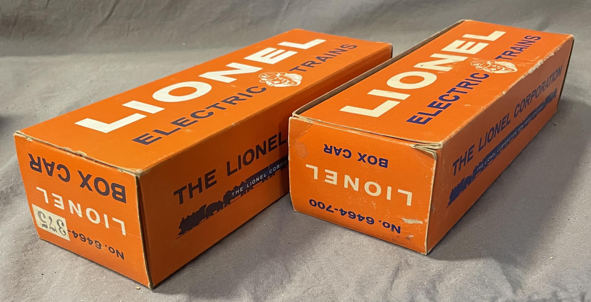 Boxed Lionel 6464-375 & 6464-700 Boxcars