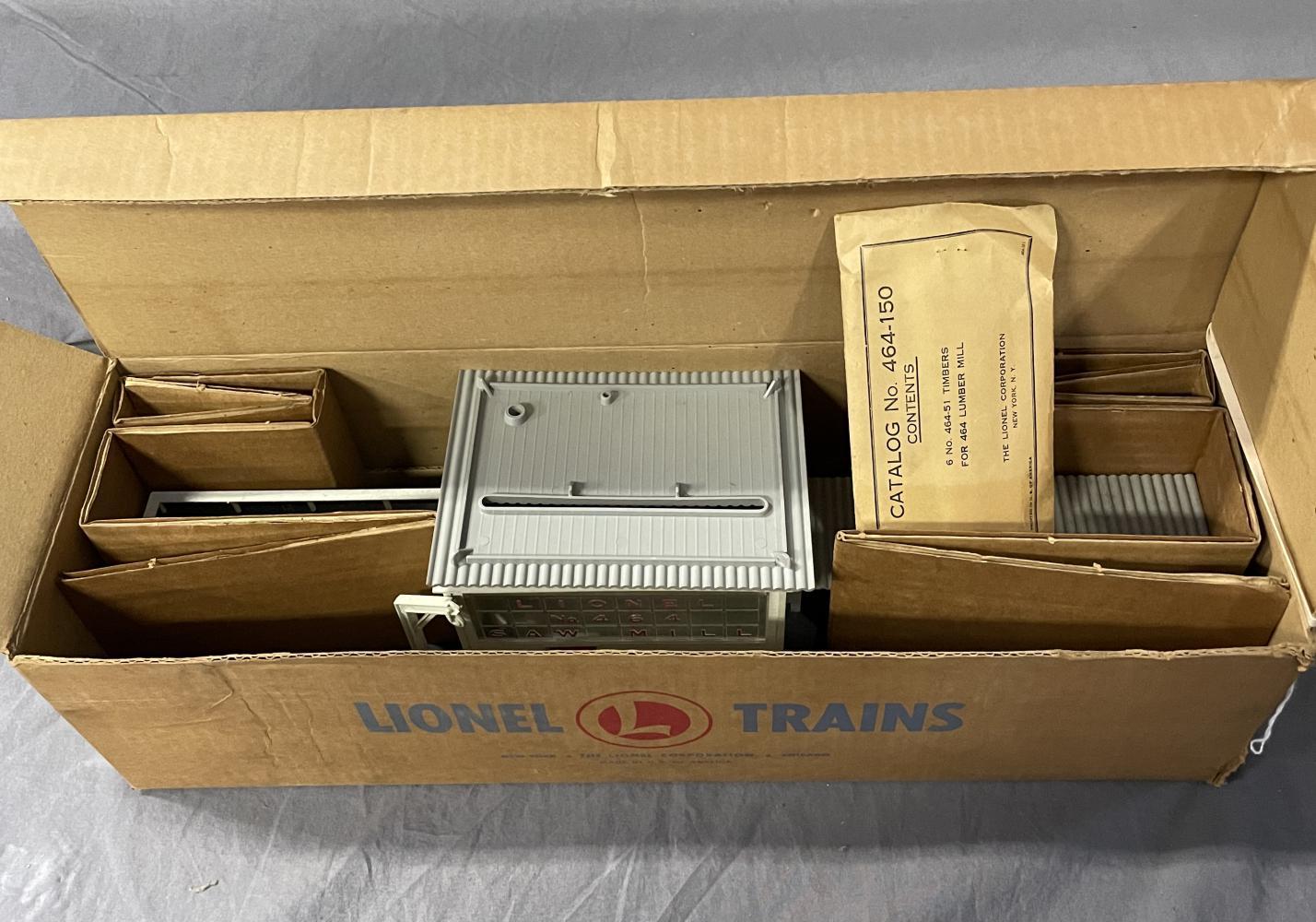 Nice Boxed Lionel 464 Lumber Mill