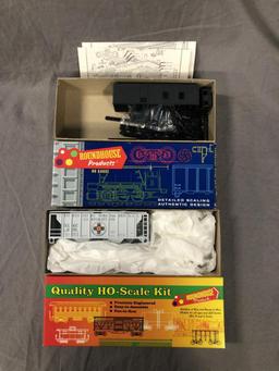 33 Boxed Roundhouse HO Freight Car Kits