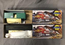 24 Boxed Athearn HO Freight Car Kits