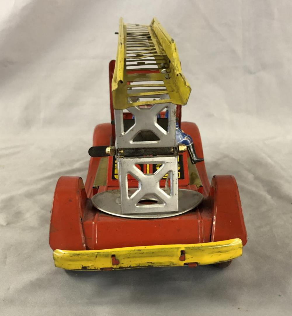 Large Wells Turntable Fire Escape