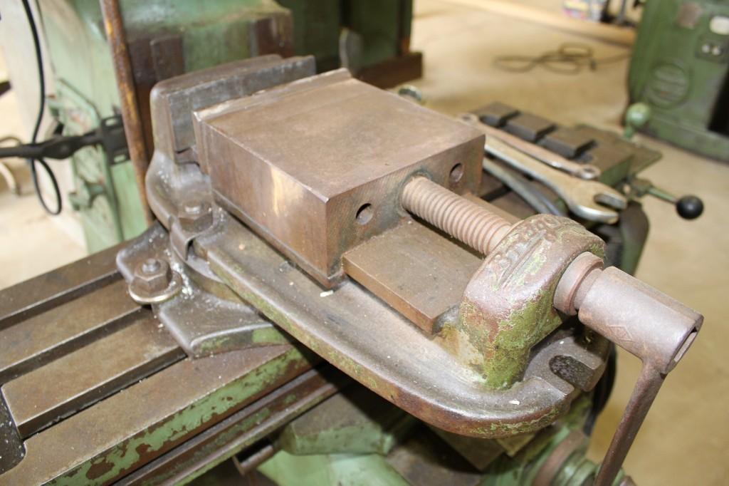 Bridgeport 6'' Machinist Vise