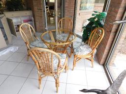Rattan Dining Set w/ (4) Chairs, Glass Top Table, 42" x 42"