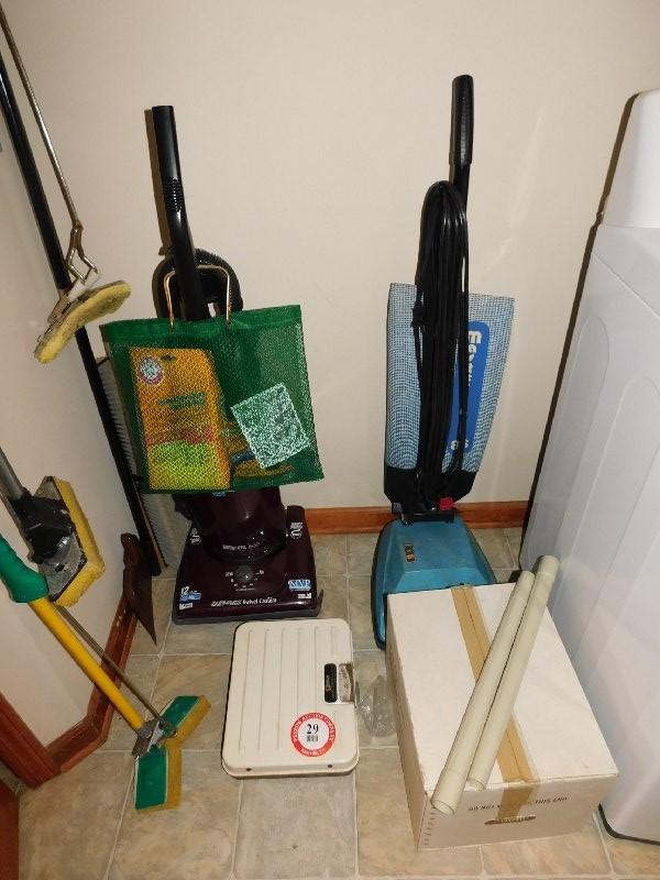 Mastercraft 86 Vacuum Cleaner, Dirt Devil Vacuum Cleaner, Mops, Etc