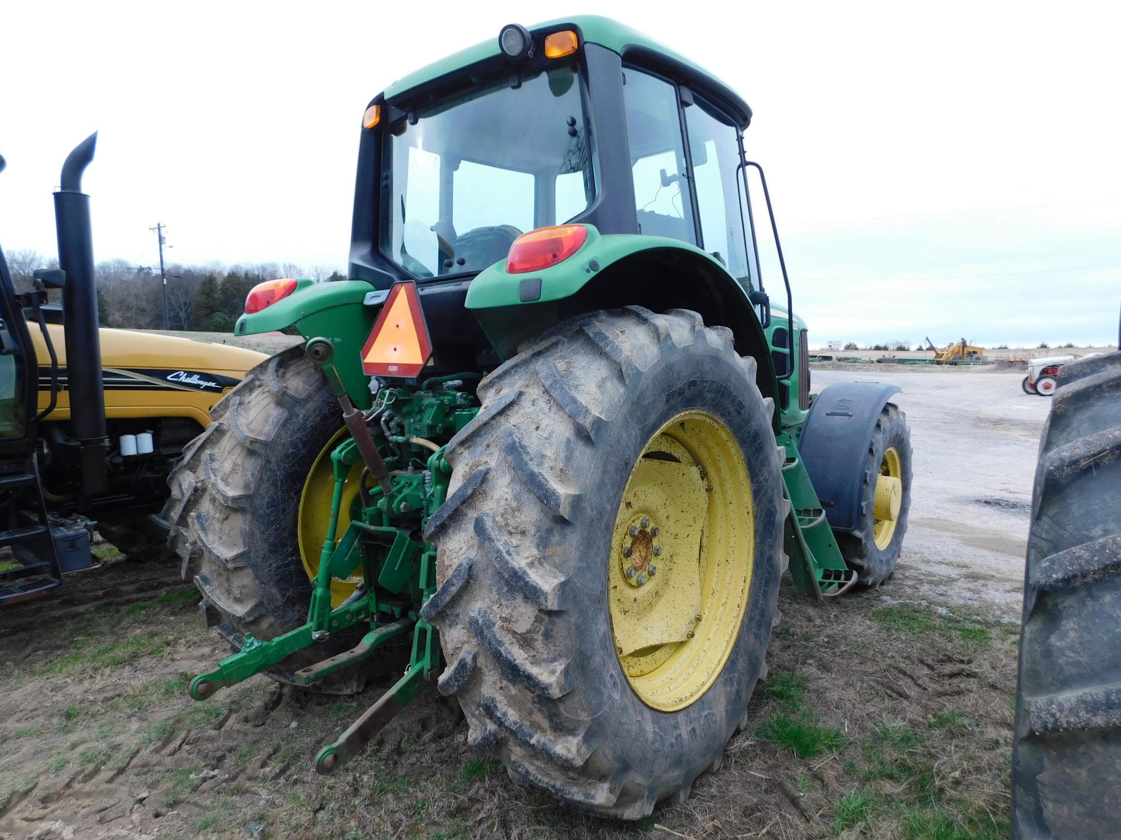 John Deere 7130, 4WD, C/H/A, 2 Remotes, Front Weights, 5997 Hrs, S/N: H5371