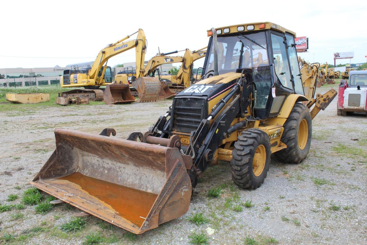 2005 CAT 420D IT Loader Backhoe w/ Enclosed Cab, Extend-a-hoe, 48" Forks, B