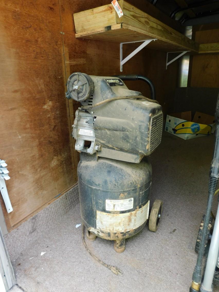 Brute 10 Gallon 2.5 HP Air Compressor