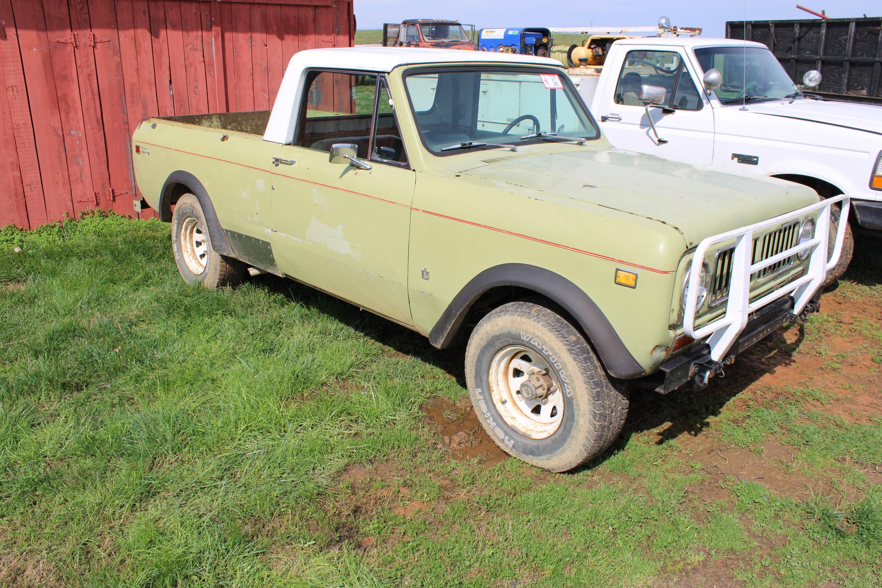 1976 International Scout Pick-Up, 4 Speed, 4WD, VIN F0092FGD24993 - Title