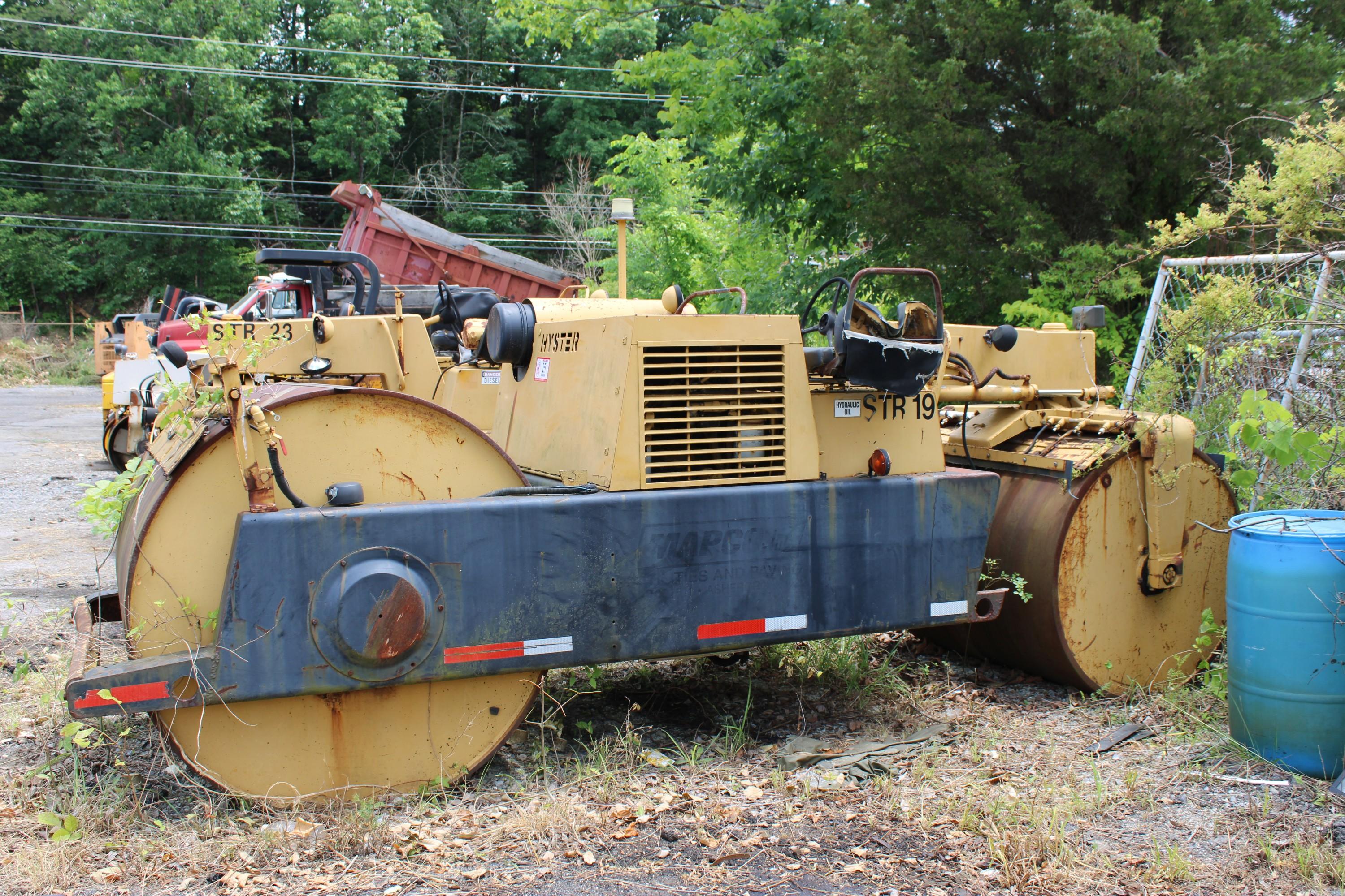 Hyster 48" Double Drum Roller- Needs Work