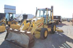 Komatsu WB140 Loader Backhoe