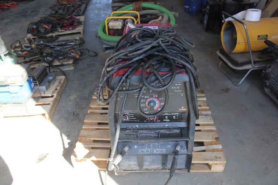 Lincoln Electric Gas Welder/Generator, 250 Amp