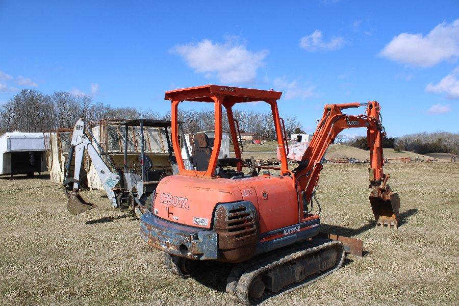 Kubota KX91-2 Mini-Excavator, Orops, Rubber Tracks, Blade w/ Extendahoe, 27