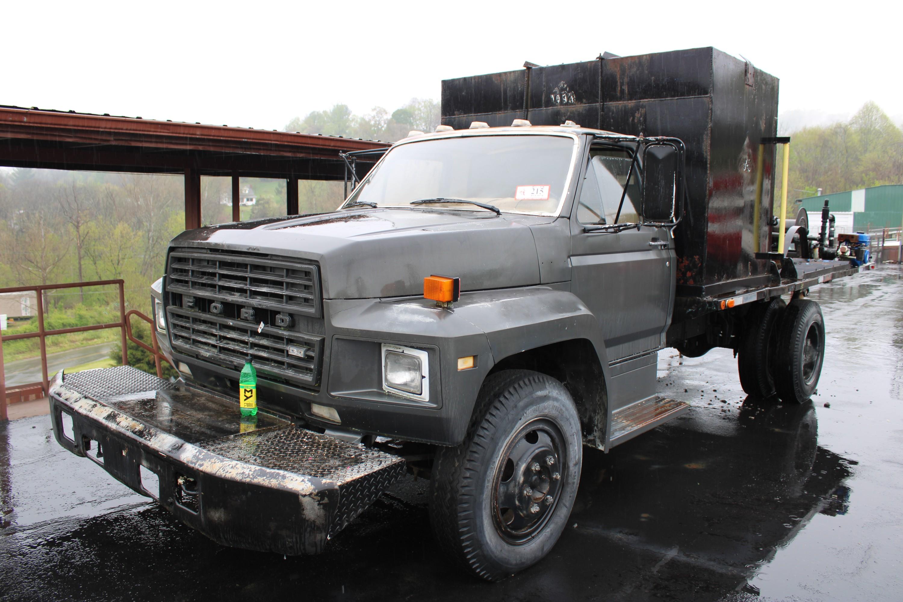 1984 Ford F 600 Fuel Truck