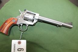 Ruger,New Model Single 6" Convertible. w/22LR and 22WMR Cylinders,S/N 264-64688,Caliber -.22 magnum