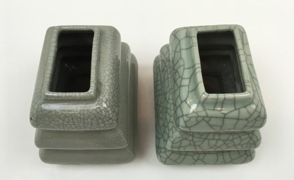 2 PCS OF CHINESE CRACKLE GLAZED POTTERY