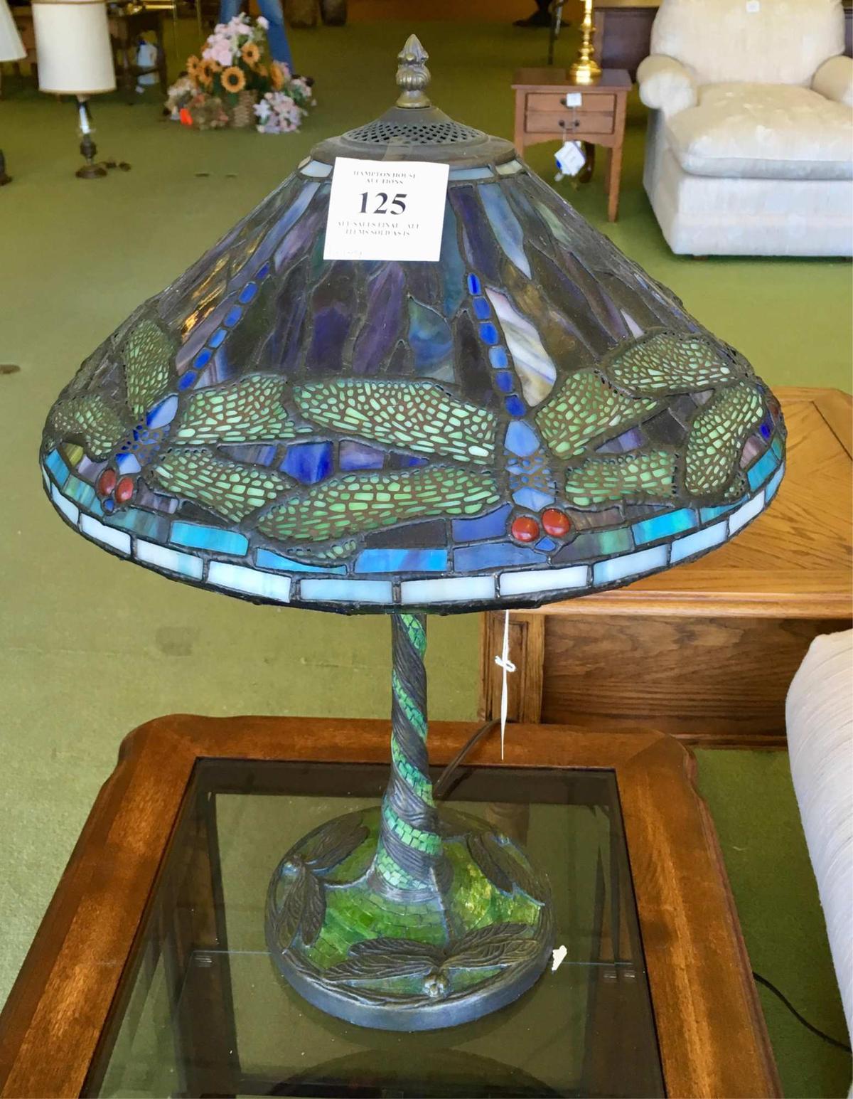 Tiffany Style Dragonfly Lamp